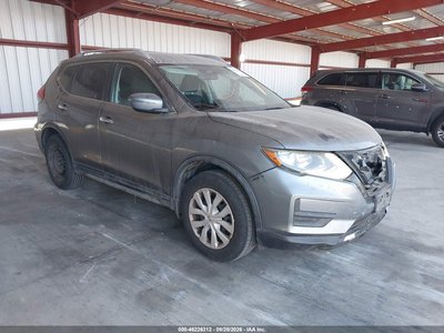 JN8AT2MT3HW****** 2017 Nissan Rogue