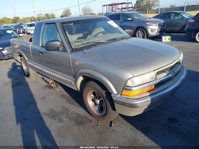 1GCCS19W9Y8****** 2000 Chevrolet S-10