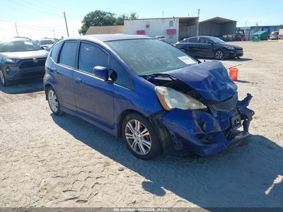 JHMGE8H4XAC****** 2010 Honda Fit