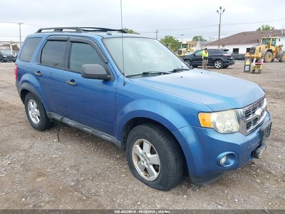 1FMCU0D73AK****** 2010 Ford Escape