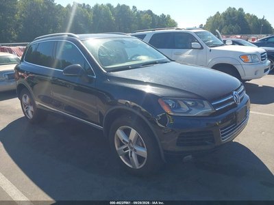 WVGFF9BP9BD****** 2011 Volkswagen Touareg