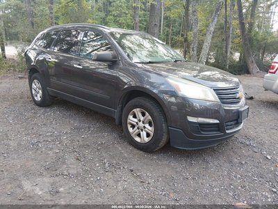 1GNKVFKD7FJ****** 2015 Chevrolet Traverse