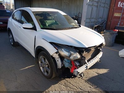 3CZRU5H38JM****** 2018 Honda HR-V