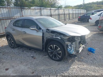 JTHY3JBH3K2****** 2019 Lexus UX