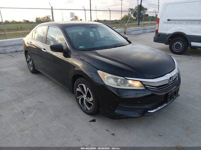 1HGCR2F34GA****** 2016 Honda Accord