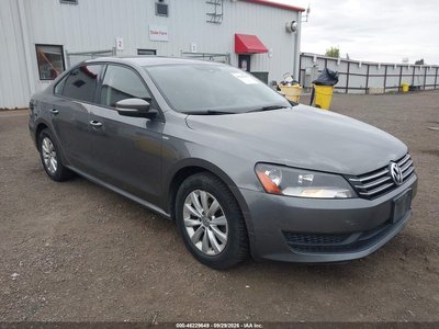 1VWAT7A37EC****** 2014 Volkswagen Passat