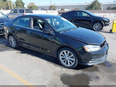 3VW2B7AJ5HM****** 2017 Volkswagen Jetta