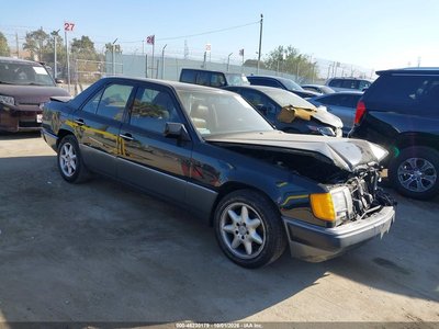 WDBEA30D0MB****** 1991 Mercedes-Benz 300 Series