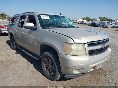 1GNFC160X7R****** 2007 Chevrolet Suburban