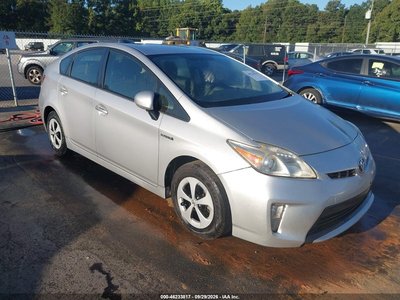 JTDKN3DU4F1****** 2015 Toyota Prius