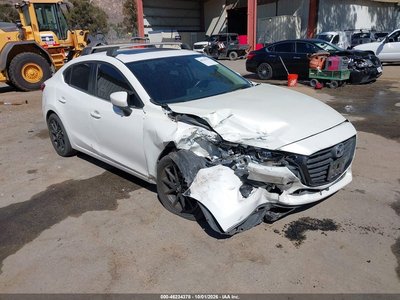 3MZBN1V34JM****** 2018 Mazda 3
