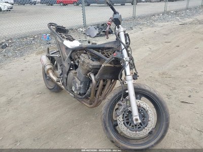 JS1GV77A252****** 2005 Suzuki Gsf1200