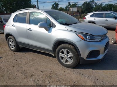 KL7CJPSB1JB****** 2018 Chevrolet Trax