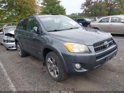 JTMRK4DV5B5****** 2011 Toyota RAV4