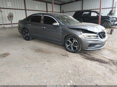 1VWMA7A31LC****** 2020 Volkswagen Passat
