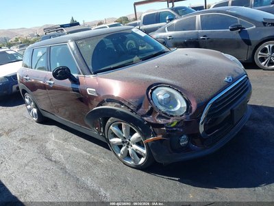 WMWLN5C57G2****** 2016 MINI Clubman