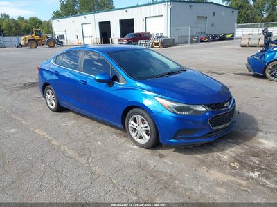 1G1BE5SM2J7****** 2018 Chevrolet Cruze