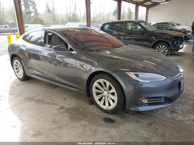 5YJSA1E22HF****** 2017 Tesla Model S