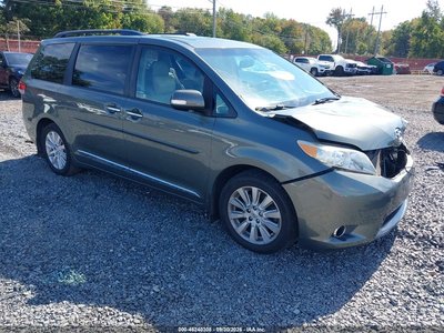 5TDDK3DC0ES****** 2014 Toyota Sienna