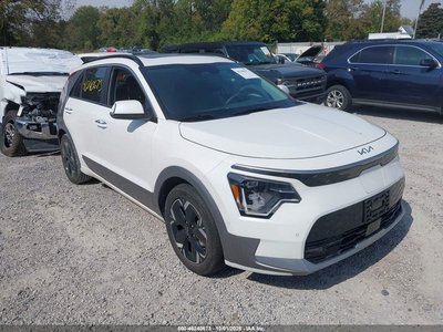KNDCT3L16P5****** 2023 Kia Niro EV