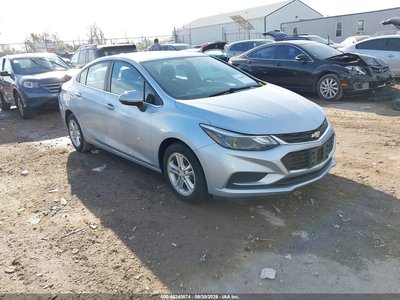 1G1BE5SM3J7****** 2018 Chevrolet Cruze