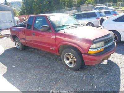 1GCCS1955Y8****** 2000 Chevrolet S-10