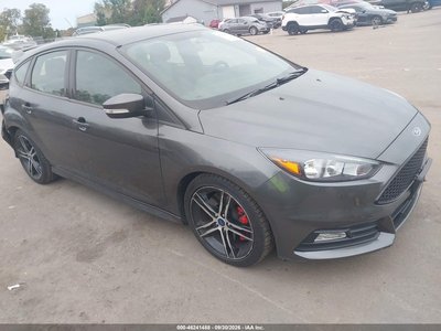 1FADP3L97JL****** 2018 Ford Focus St