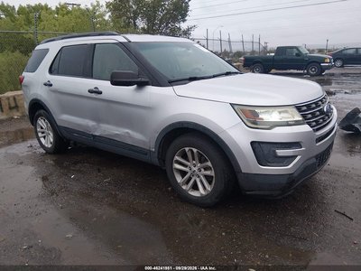 1FM5K7BH1HG****** 2017 Ford Explorer