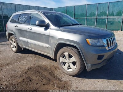1J4RR4GG3BC****** 2011 Jeep Grand Cherokee
