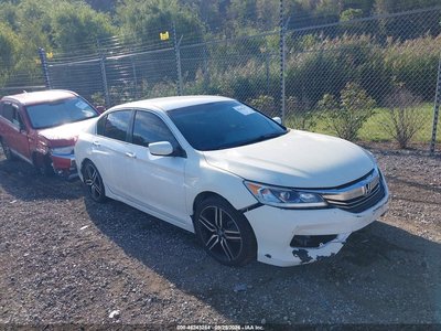 1HGCR2F50GA****** 2016 Honda Accord