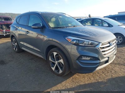 KM8J3CA25HU****** 2017 Hyundai Tucson