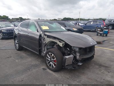 ZN661XUA3MX****** 2021 Maserati Levante