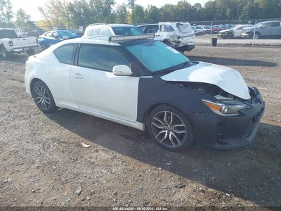 JTKJF5C74GJ****** 2016 Scion TC