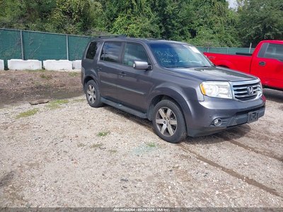 5FNYF4H90FB****** 2015 Honda Pilot