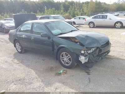 JT2BG22K3Y0****** 2000 Toyota Camry