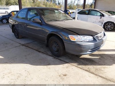 4T1BG22K9YU****** 2000 Toyota Camry