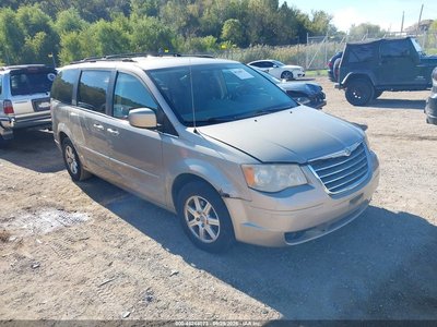 2A8HR54109R****** 2009 Chrysler Town & Country