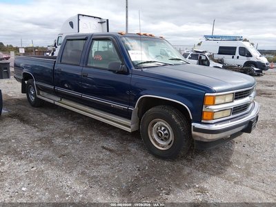 1GCGC33R9WF****** 1998 Chevrolet C3500