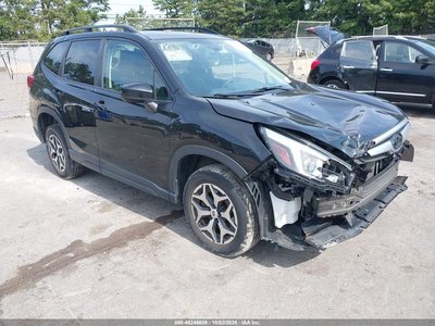 JF2SKAECXKH****** 2019 Subaru Forester