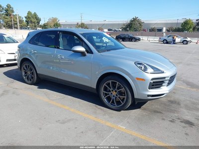 WP1AA2AY4MD****** 2021 Porsche Cayenne