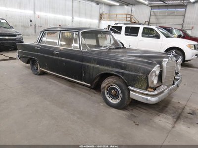 1012100***** 1960 Mercedes-Benz SL-Class