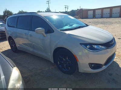 2C4RC1BG5LR****** 2020 Chrysler Pacifica
