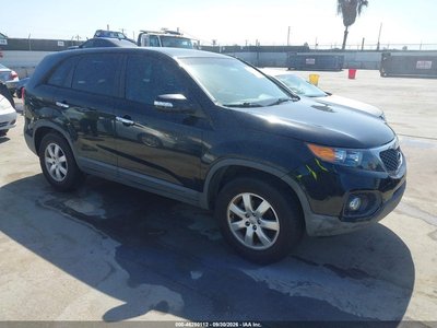 5XYKT4A11DG****** 2013 Kia Sorento