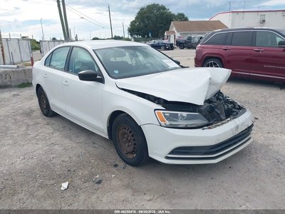 3VW267AJ8GM****** 2016 Volkswagen Jetta
