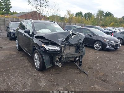 YV4A22PK8G1****** 2016 Volvo XC90