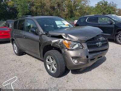 JTMBF4DV9B5****** 2011 Toyota RAV4
