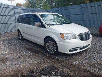 2A4RR6DG0BR****** 2011 Chrysler Town & Country