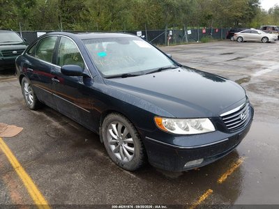 KMHFC46F26A****** 2006 Hyundai Azera