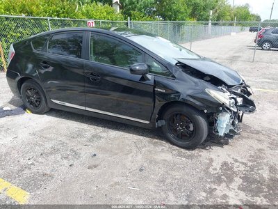 JTDKN3DU6E0****** 2014 Toyota Prius