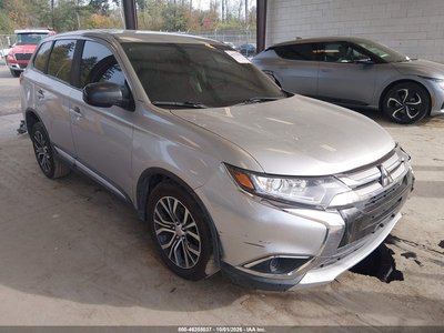 JA4AD2A3XJJ****** 2018 Mitsubishi Outlander